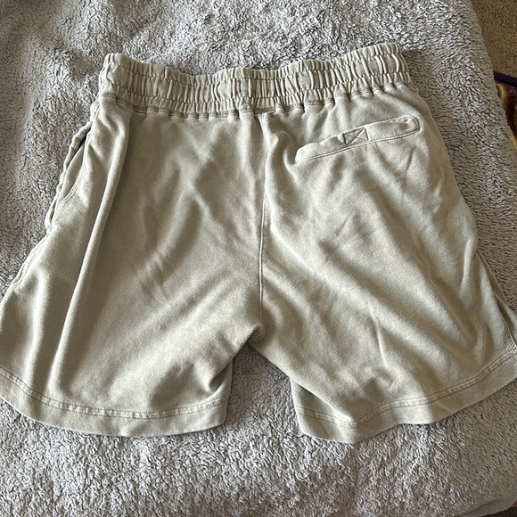 Medium, Jogger shorts - Picture 2 of 2